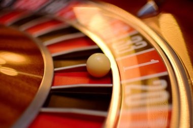 Slot game interface and mechanics